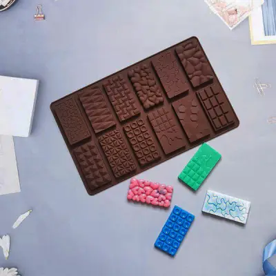 🍫Форма силіконова для шоколаду Шоколад асорті з 12 шт.