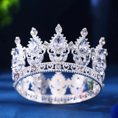 Декор для торта «Корона» з прозорим камінням, діаметр 8 см. 1шт